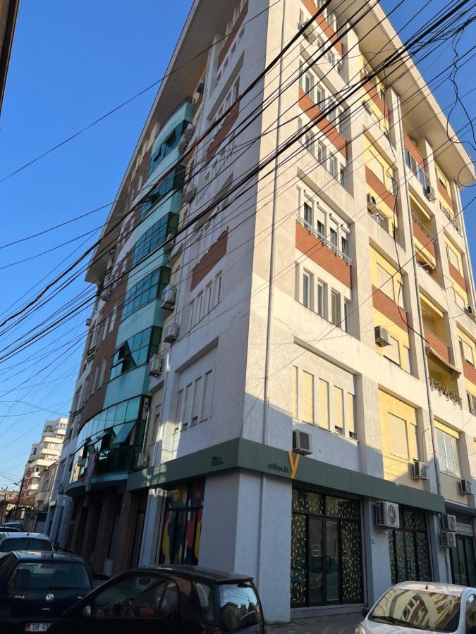 Center In