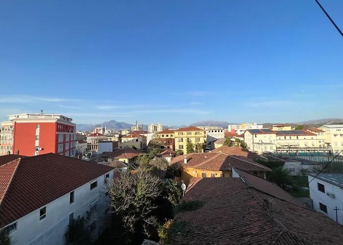 City Center Apartment In Shkoder